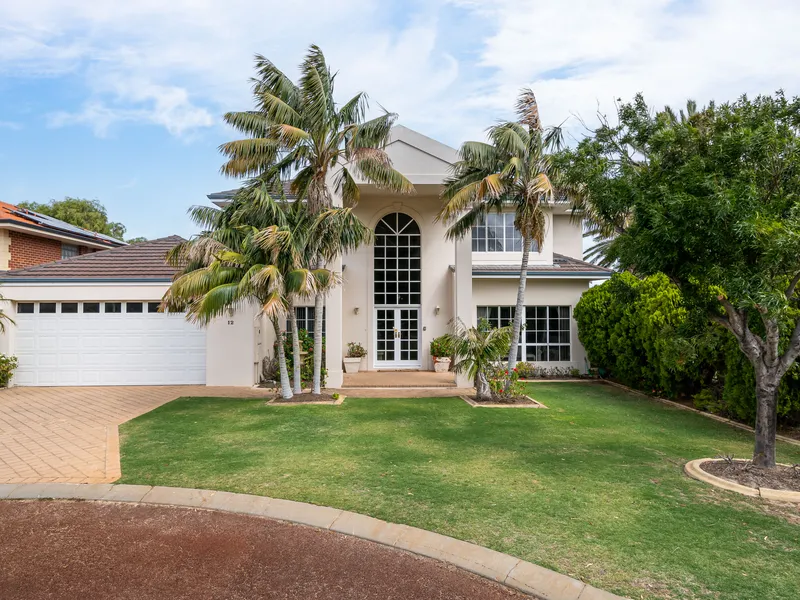 A Parkside Paradise Like No Other!