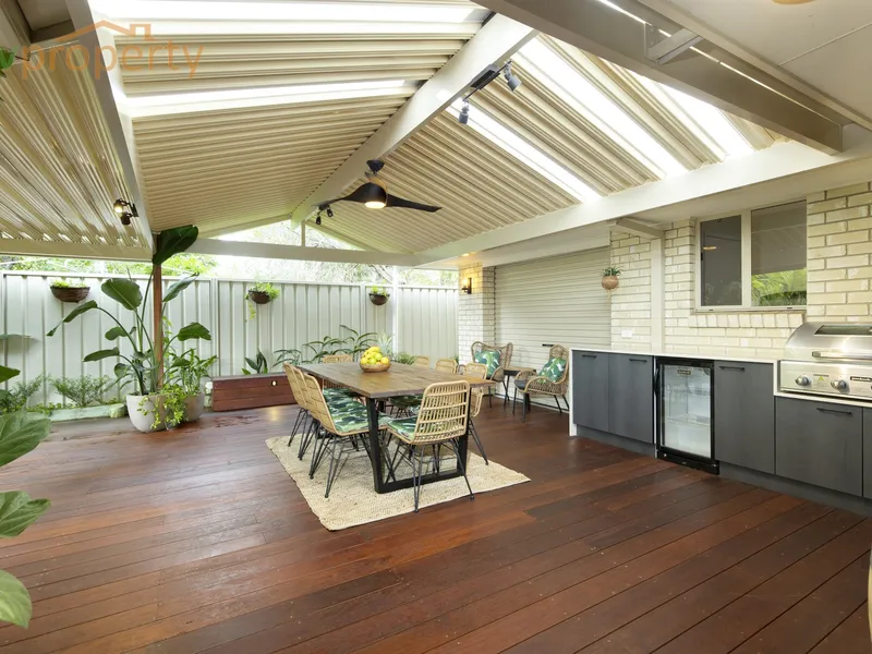 DREAMING OF VAST OUTDOOR LIVING..?