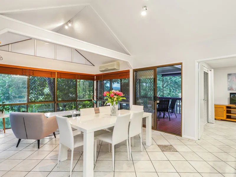 A Premium Position with Stunning Mountain Views