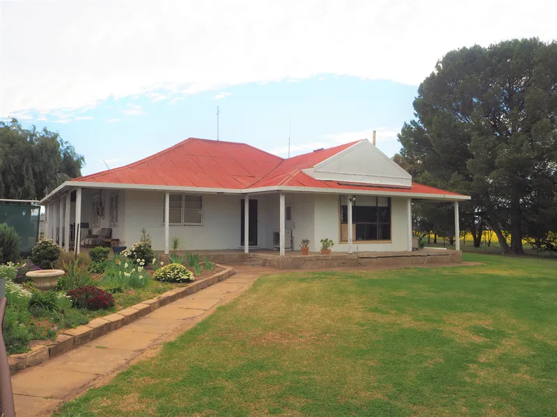 Escape to the Country 