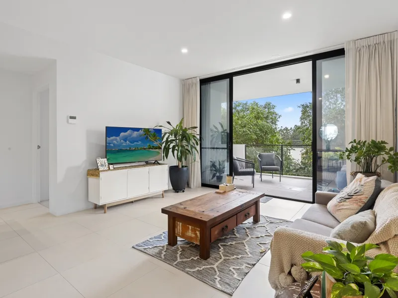 2 bedroom leafy retreat - Available from 30 August
