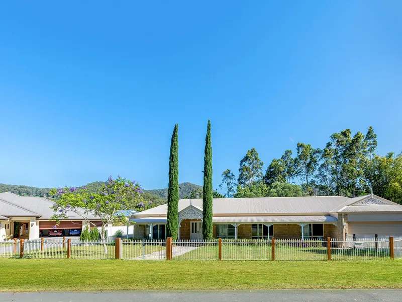 Gold Coast Hinterland Family Home! - Rent include electricity, water and NBN!- Under Application