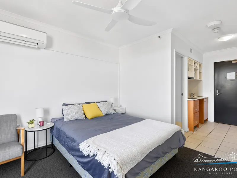 MUST BE SOLD!!! Affordable Inner City Studio Apartment!