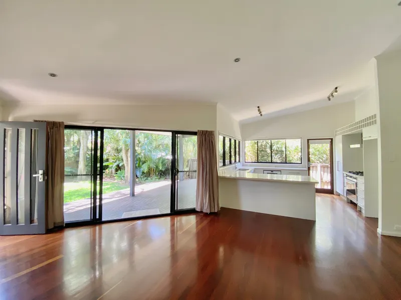 Private, Tranquil & Spacious 3 bed home - Minutes to town