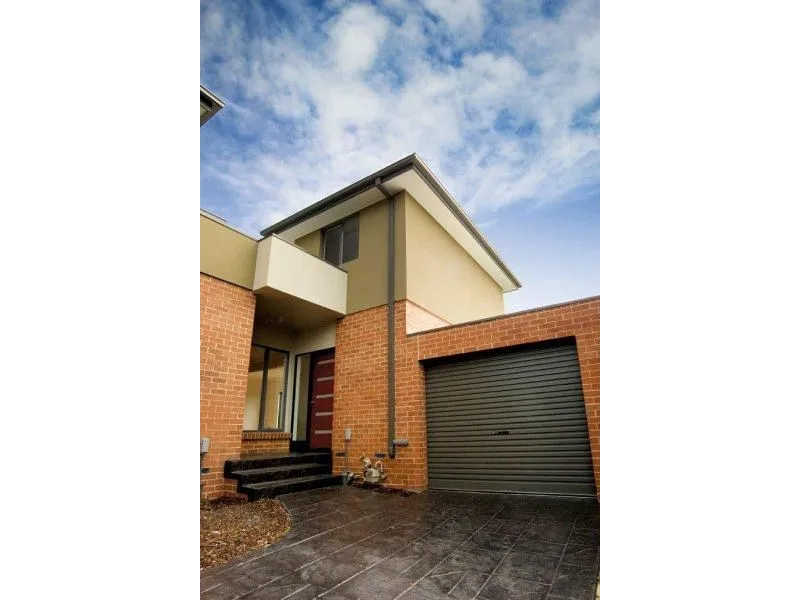 Modern living with a flair for outdoor entertainment