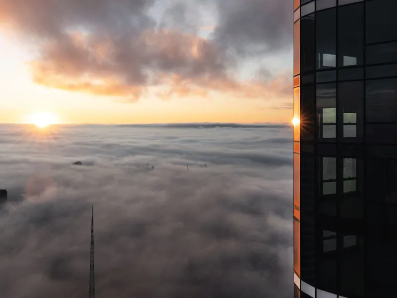 Live amongst the clouds on level 92!