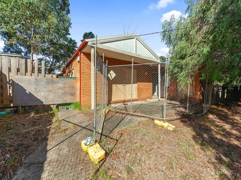 Endless opportunities - renovate or redevelop  (STCA)