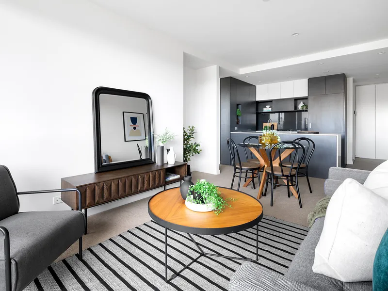 Contemporary chic in cosmopolitan surrounds