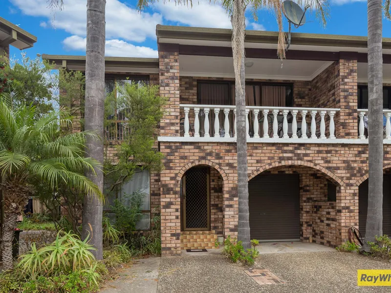 I HAVE EVERYTHING YOU COULD WANT!