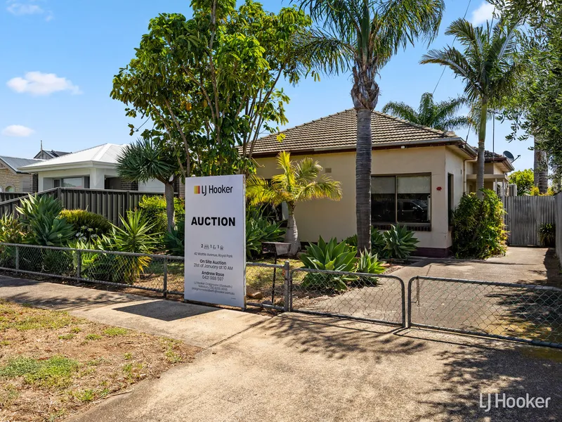 Character and Charm with Potential Plus!!