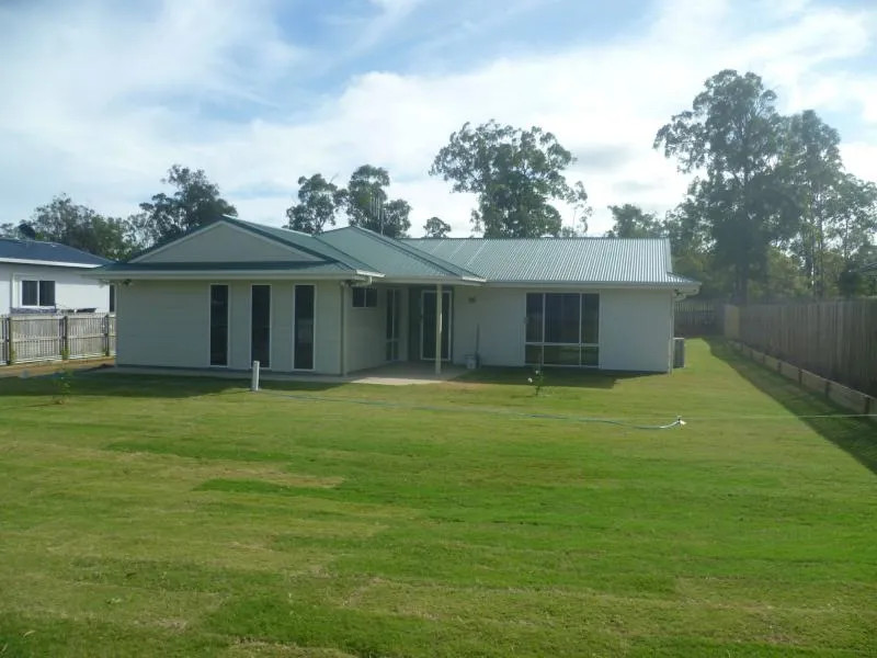 THREE BEDROOMS $450.00 P/W LARGE THREE BAY SHED.