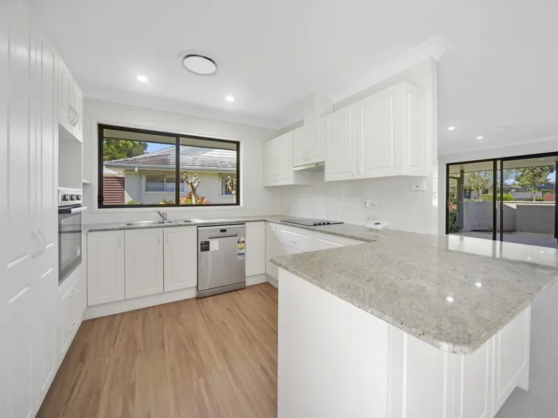 Spacious and Sunlit Three Bedroom Villa - An Instantly Welcoming Home!