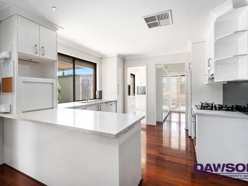 Nicely Presented with Modern Kitchen / Open Living & even a Large Workshop!