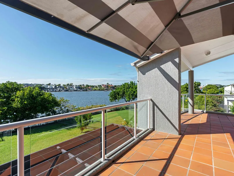 MERCANTILE DALGETTY PLACE - RIVERFRONT AT ITS FINEST