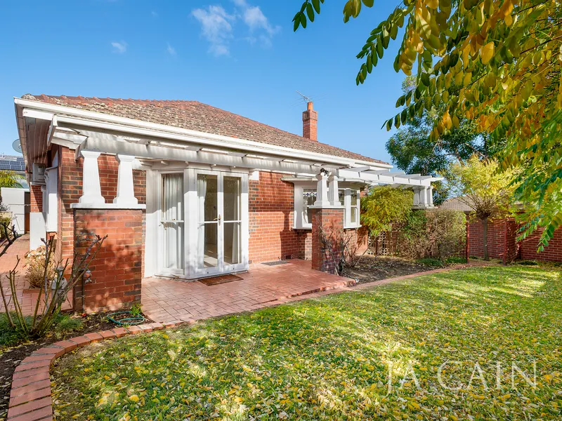 Outstanding 5 bedroom home in superb location