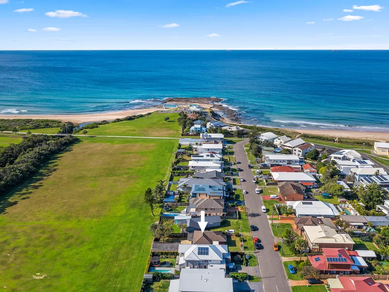 Available for a 6 month lease - Beachside Shack