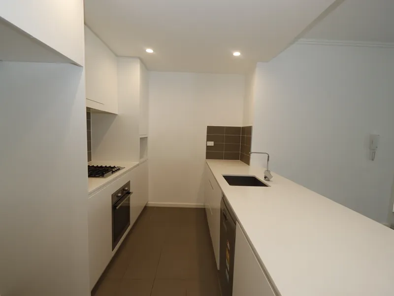 MODERN & CENTRALLY LOCATED