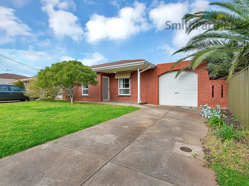 Unique, Spacious 2 Bedder with Solar!