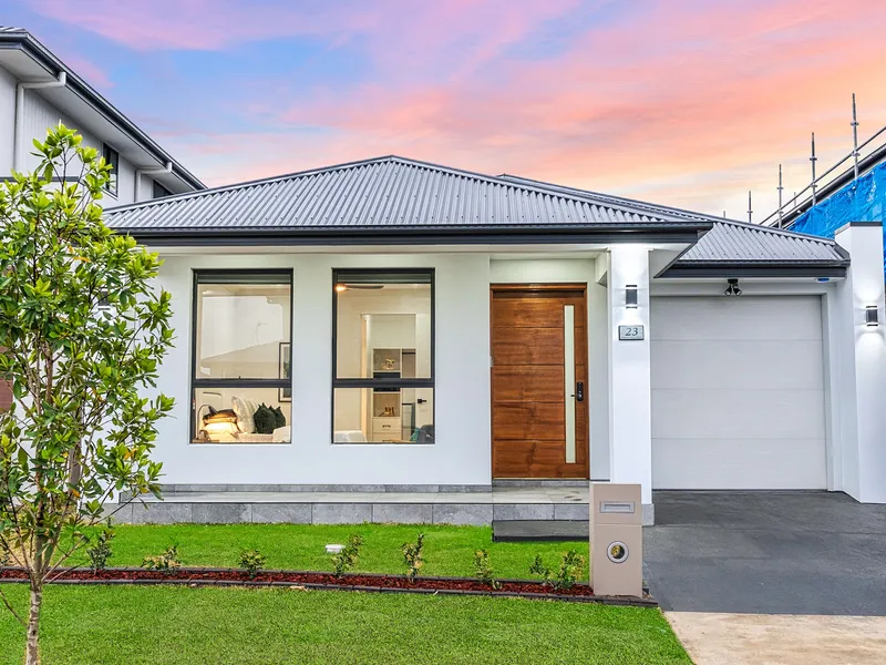 Brand New East Facing Single Level Stunner !!