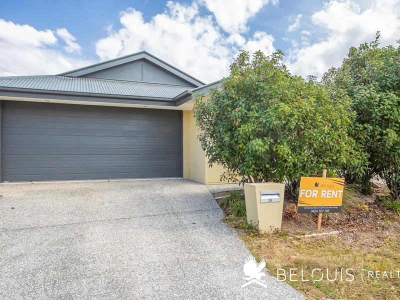 Large Back Yard - Open Plan Living