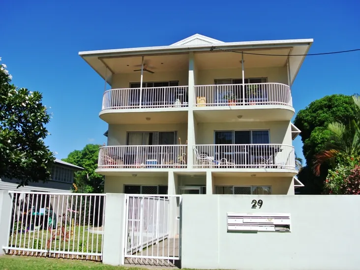 Rosslea - Fairway Views