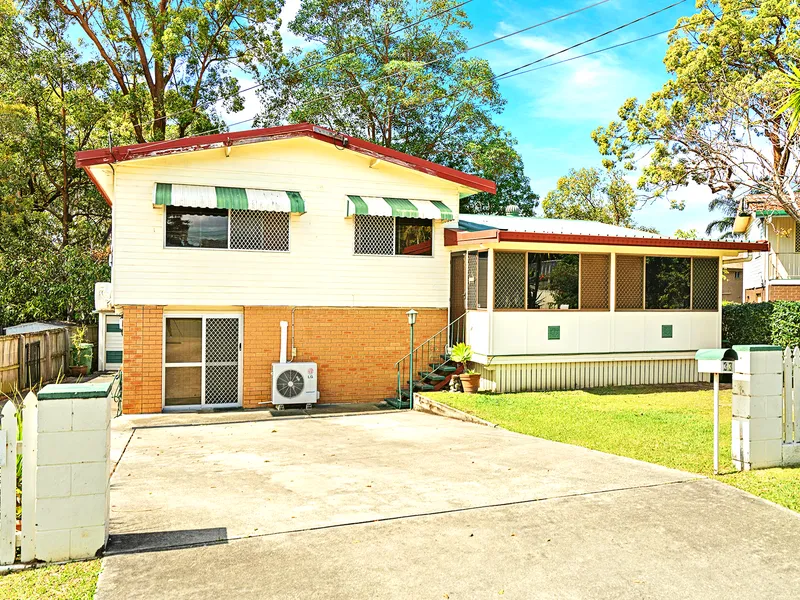 Multi-level living, with endless possibilities!