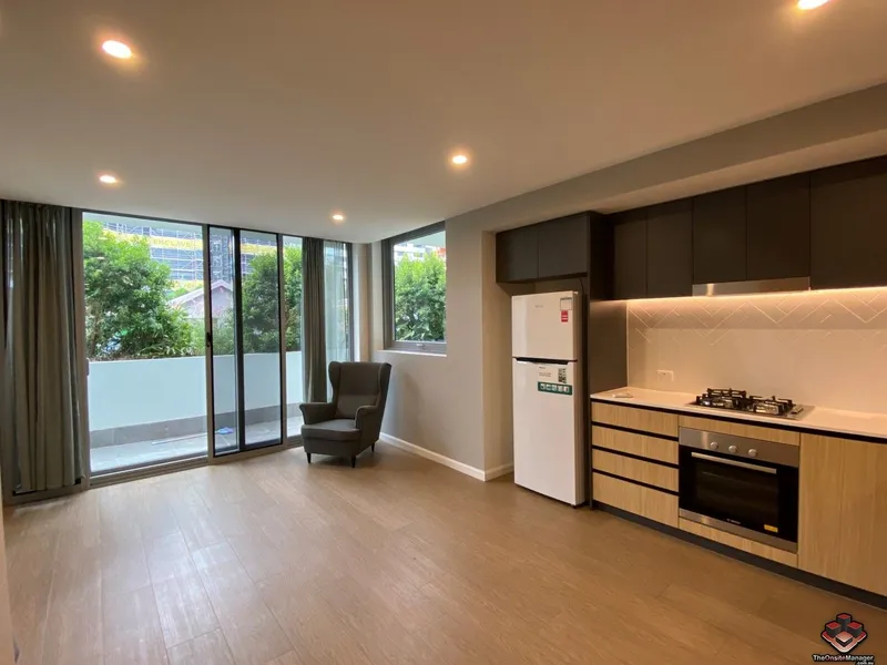 Walking distance to River!!