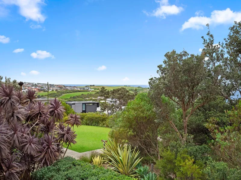 Coastal Sanctuary With Ocean & Golf Course Views, 2 Terraces & Parking, Steps To Little Bay Beach