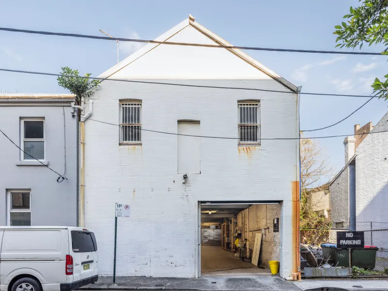 Freestanding warehouse building in a quiet street in Redfern central