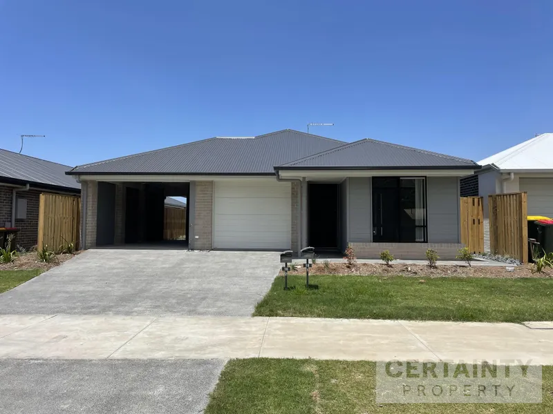 Modern 2 Bedroom Duplex