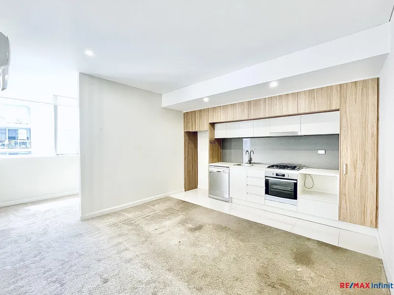 1 Bedroom + Study/2nd Bed in Carlingford West Catchment