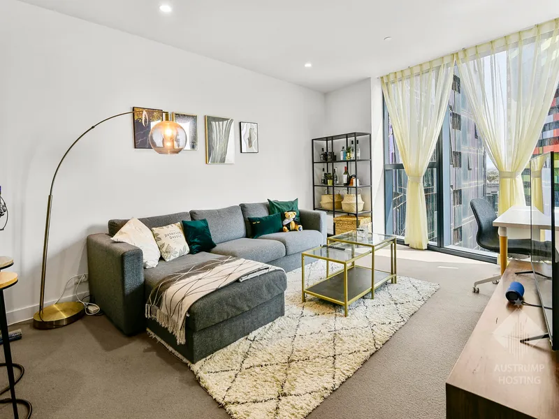 Swanston Central Lovely 2Bed+1Bath apartment