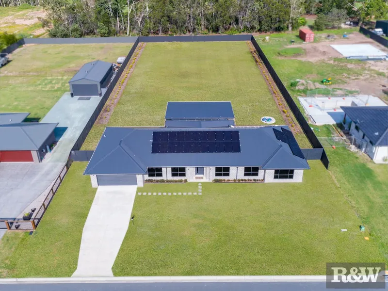 Executive Family Home On a Blank Canvas 3/4 Acre Block