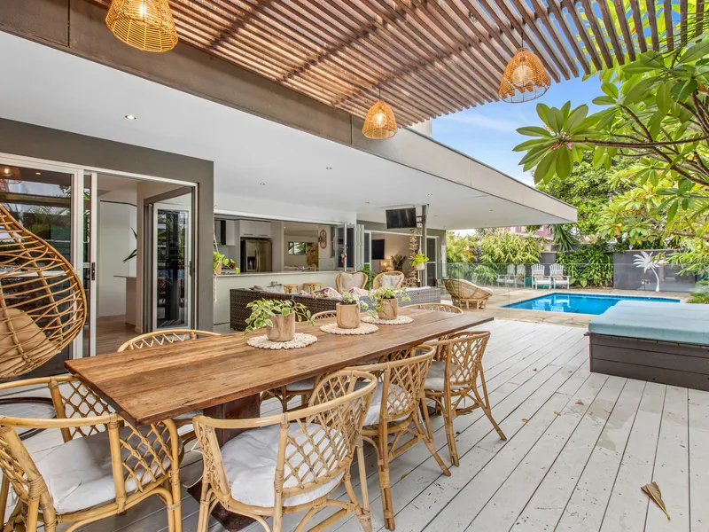 Sprawling Casuarina Beach Home