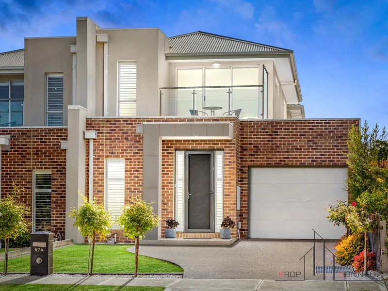 CONTEMPORARY, REFINED LIVING