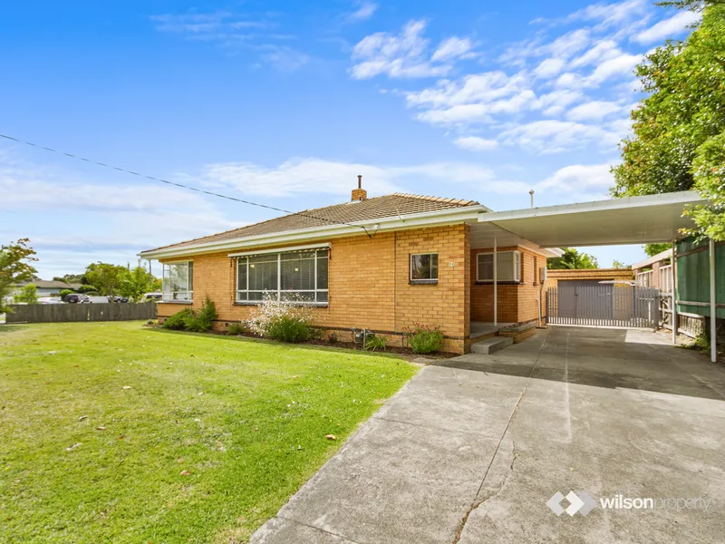 Picture Perfect Brick Home with Close in Location