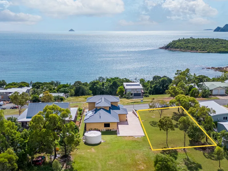 Stunning Ocean View Property In The Heart Of Hideaway Bay