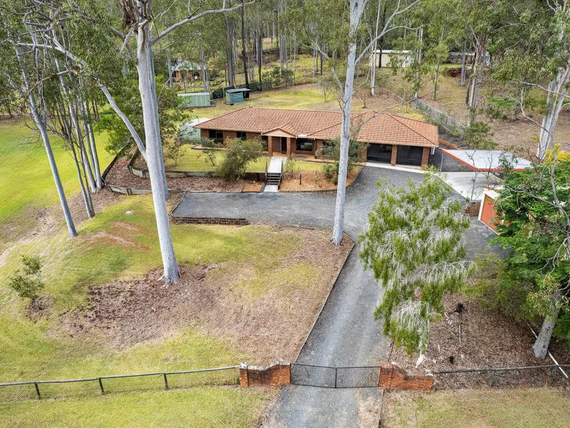 So Much Potential in this Huge Little Home