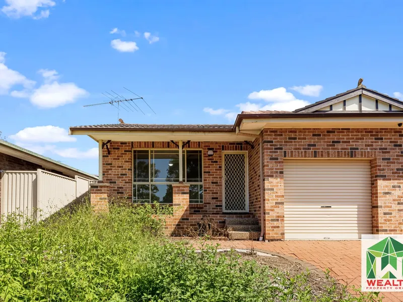 FRESHY RENOVATED - READY TO MOVE IN