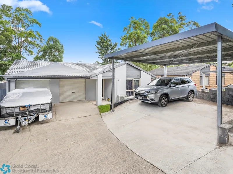 Huge 865m2 block, located in a Quiet Cul-De-Sac