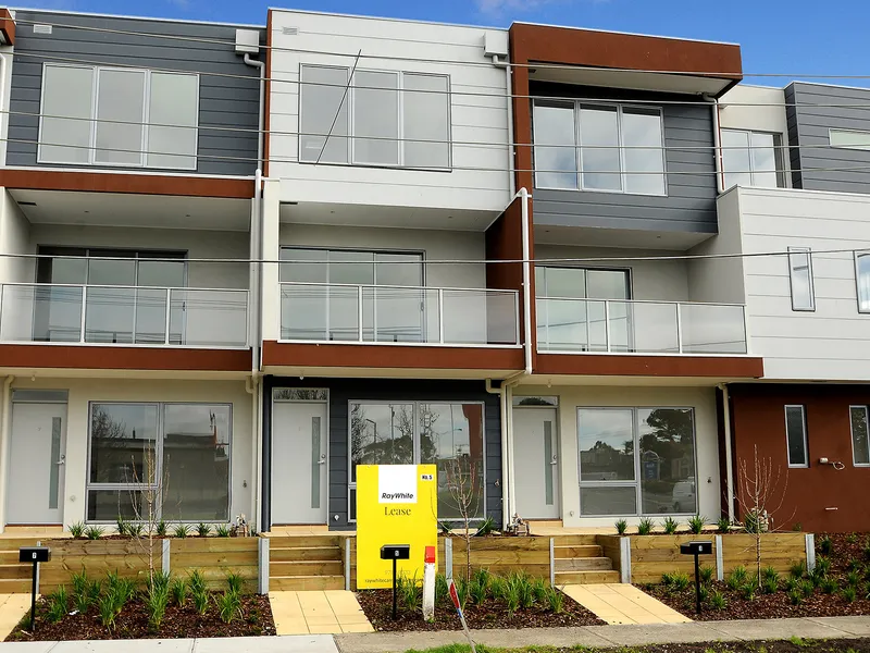 New 2 Bedroom Townhouse - The Best Position.