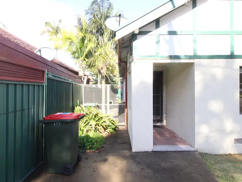 Lovely Home Close to Mascot Station 