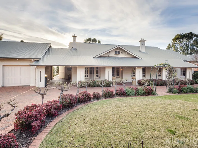 Outstanding bungalow set on approximately 1917sqm of land with 36.58m frontage