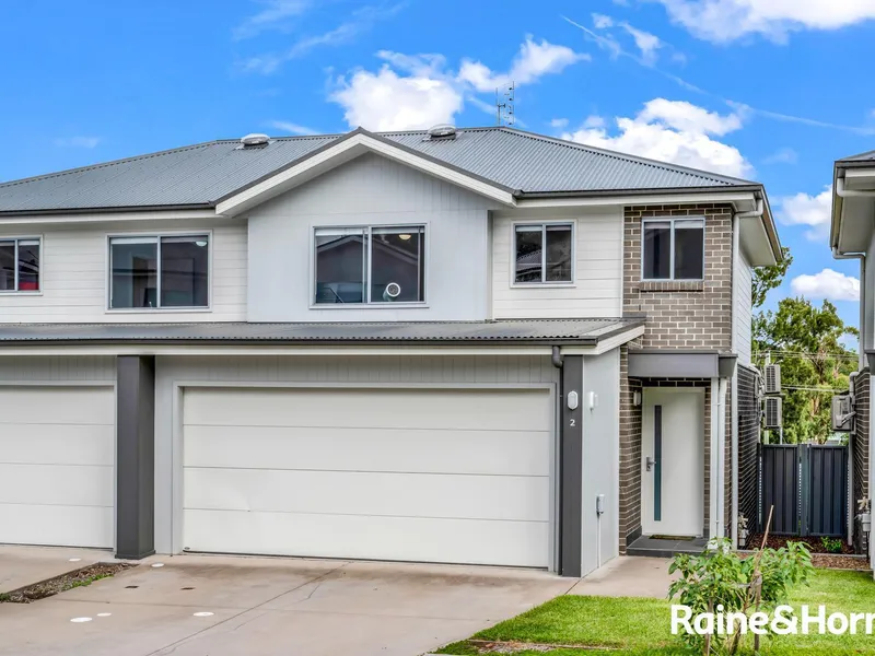 Exclusive Velare Complex