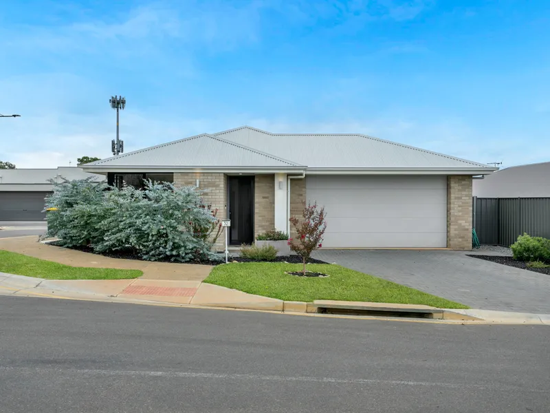 Stylish Gem in Minters Field Estate