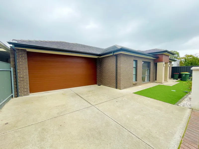 Sizeable family living