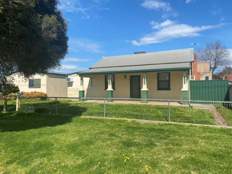 Family Home in Central Wodonga!