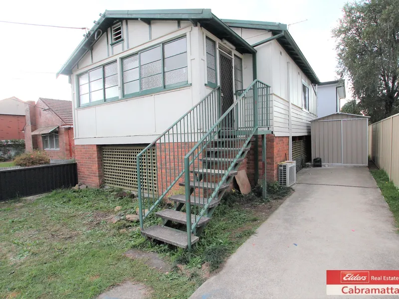 Renovation Front House 3 Bedrooms