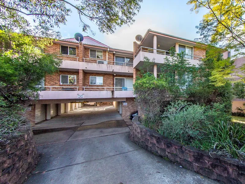 Walk To Westmead Station & Hospital Precinct!