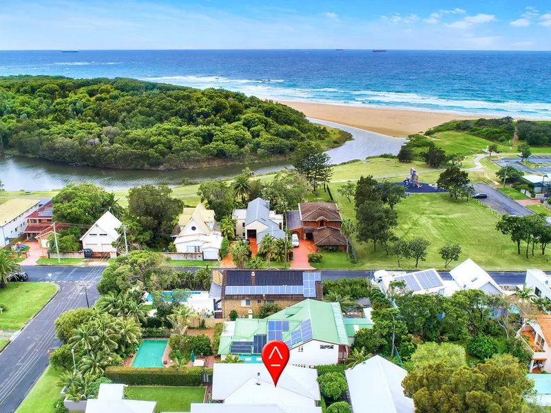 Generous space, northern sunshine and lush gardens combine in this architecturally designed residence